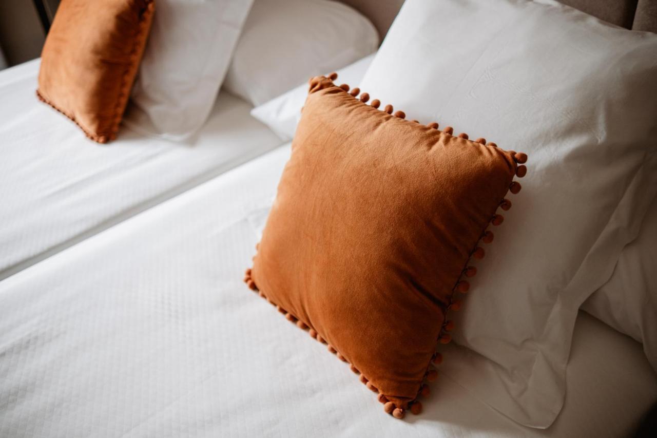 Hotel Gilmar Ореяна ла Виеха Екстериор снимка